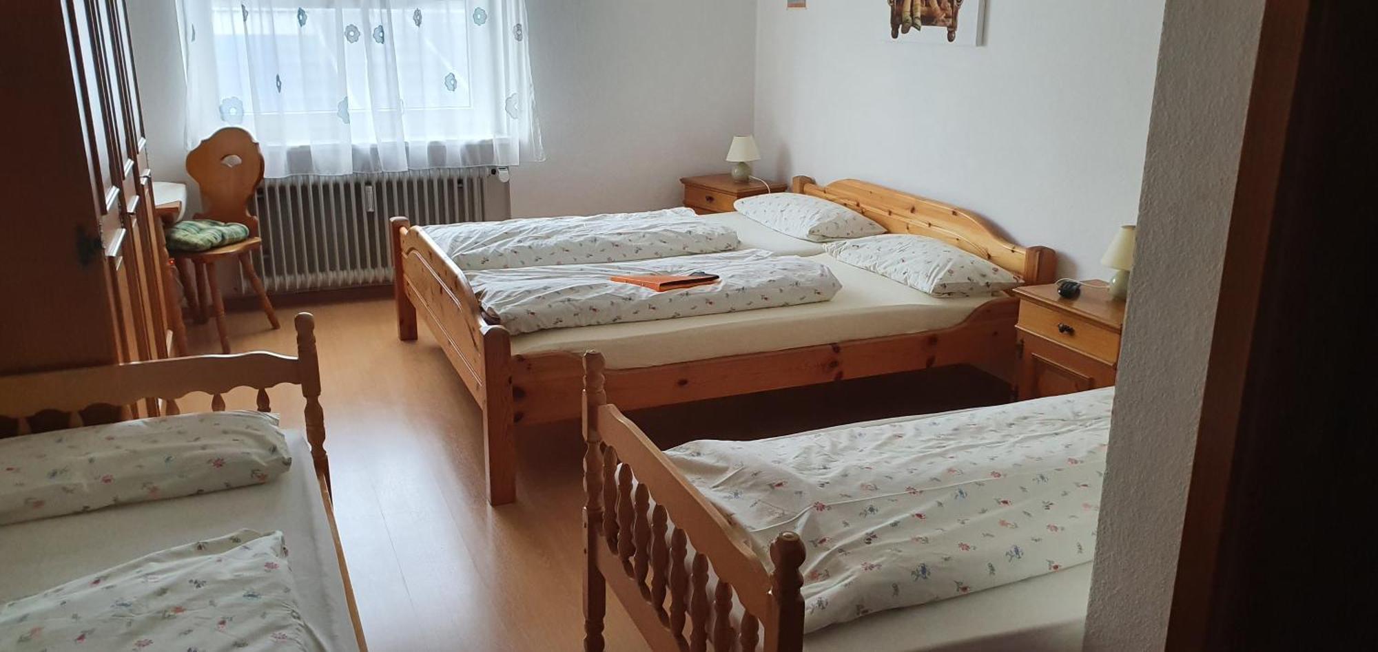 Gasthaus Moesle Reute  部屋 写真